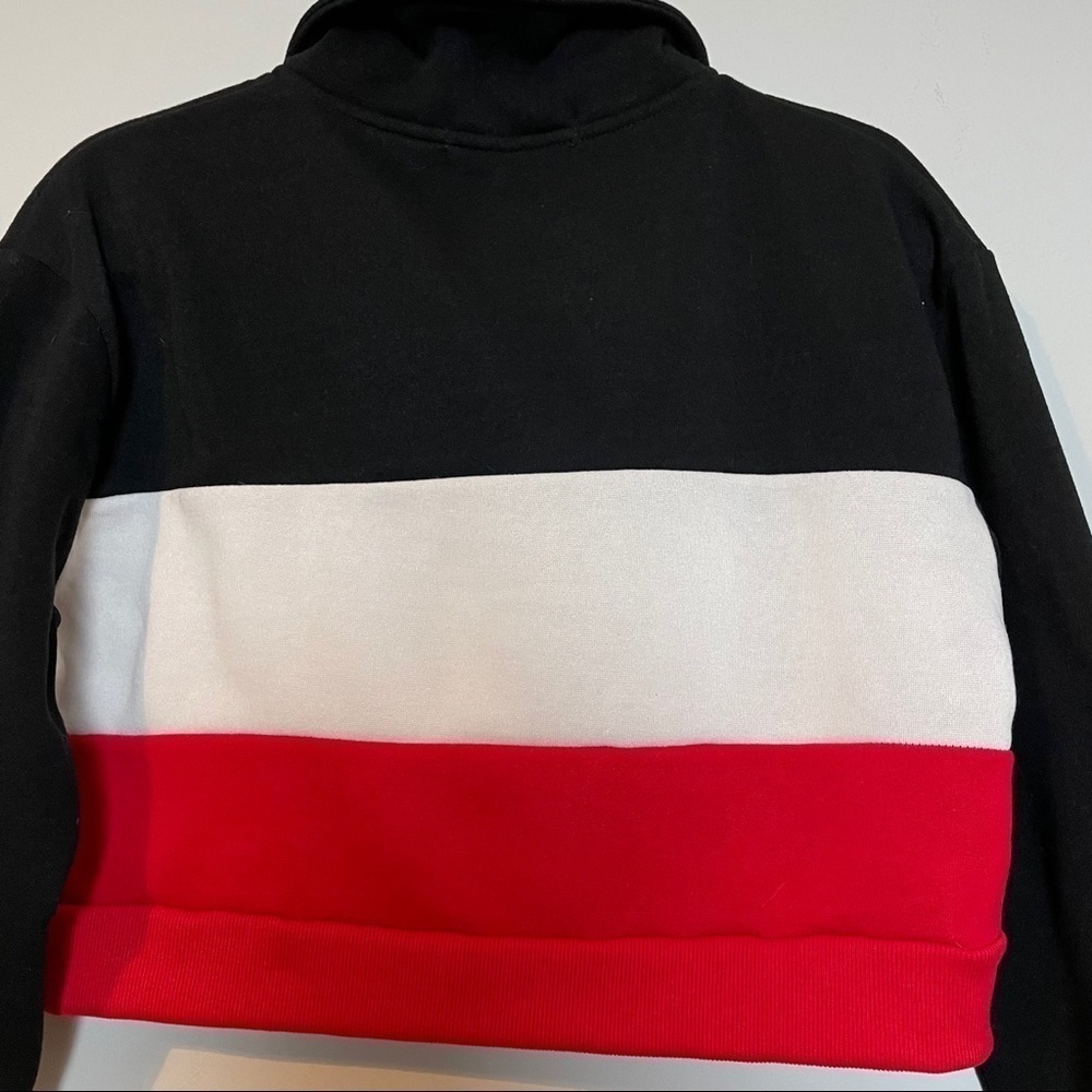 Roma Concept Cropped Long Sleeve “ LOVE” Shirt - Picture 2 of 9